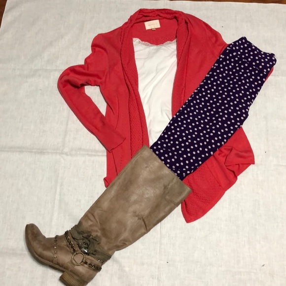 One size LuLaRoe leggings - Picture 5 of 5